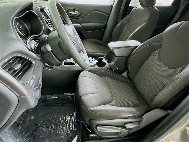 2020 Jeep Cherokee Latitude