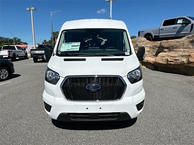 2025 Ford Transit Passenger Wagon XLT