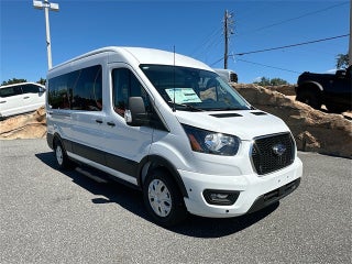 2025 Ford Transit Passenger Wagon XLT