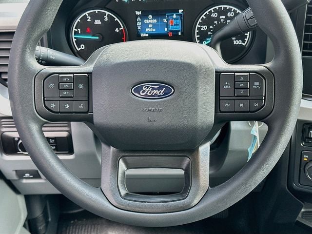 2027 Ford Super Duty F-350 DRW XL DRW