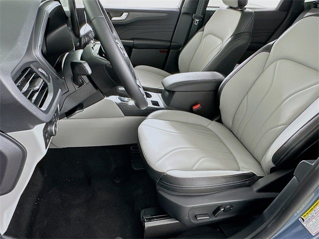 2025 Ford Escape Base