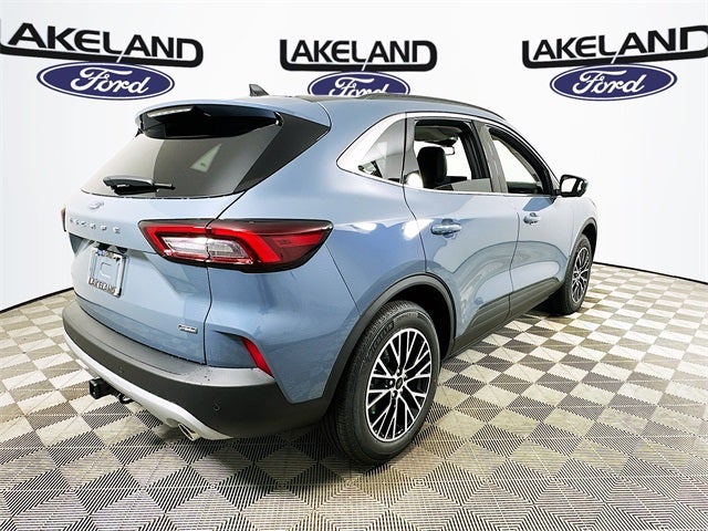 2025 Ford Escape Base