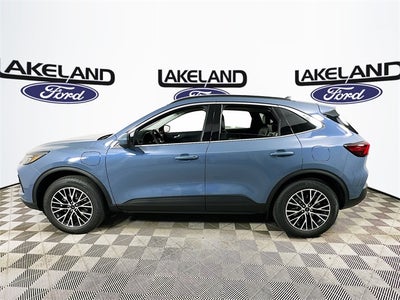 2025 Ford Escape Base