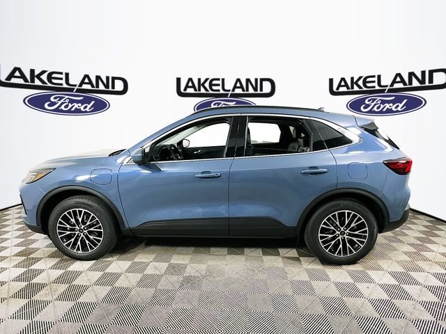 2025 Ford Escape Base