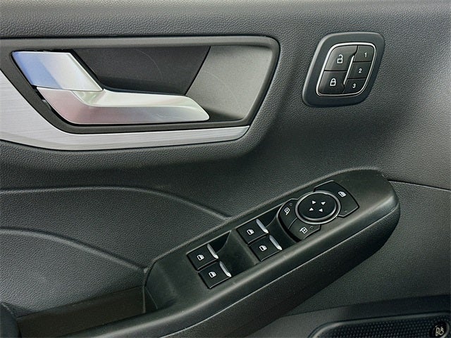 2025 Ford Escape Base