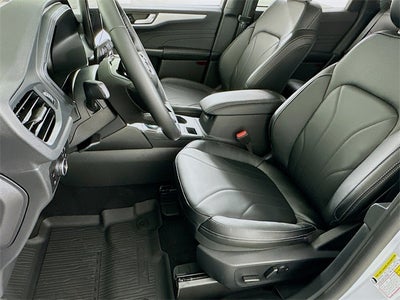 2025 Ford Escape Base