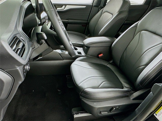 2025 Ford Escape Base