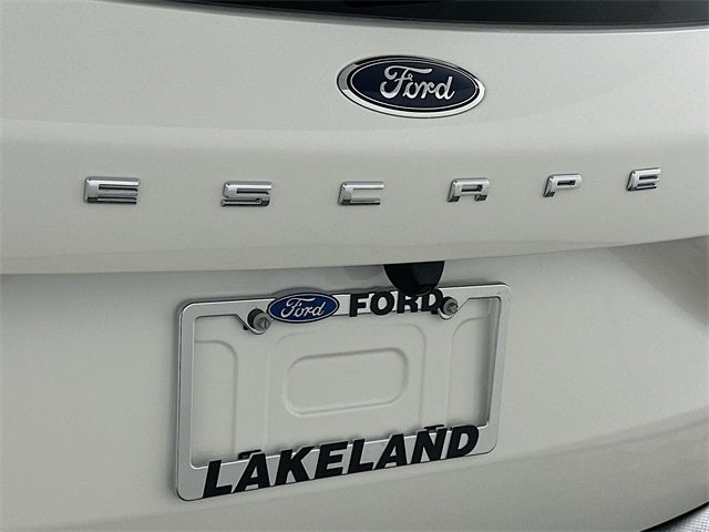 2026 Ford Escape Platinum