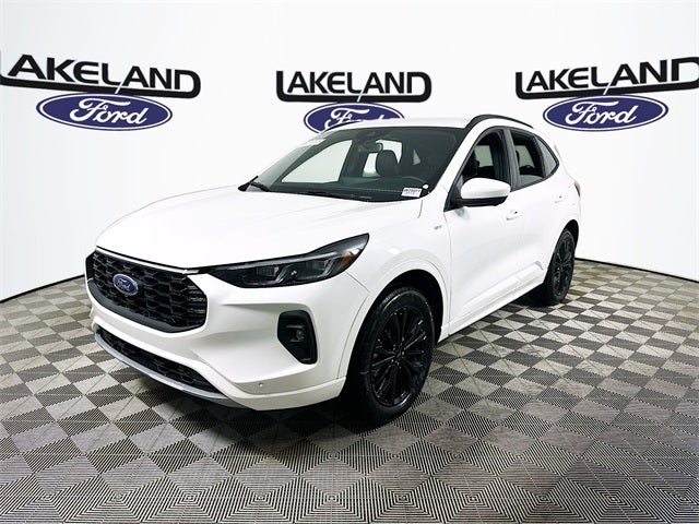 2026 Ford Escape ST-Line Elite