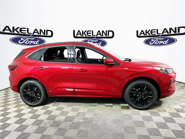 2026 Ford Escape ST-Line Elite