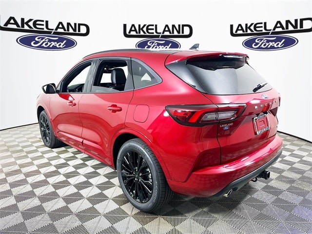 2026 Ford Escape ST-Line Elite