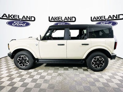 2026 Ford Bronco Outer Banks