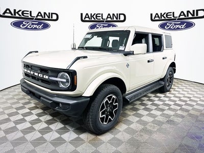 2026 Ford Bronco Outer Banks