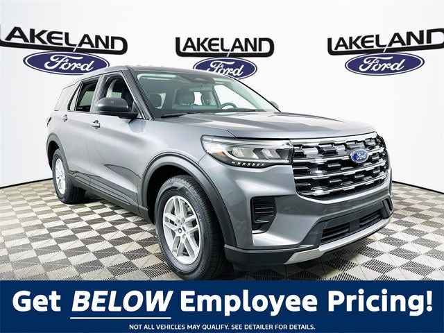 2026 Ford Explorer's photo
