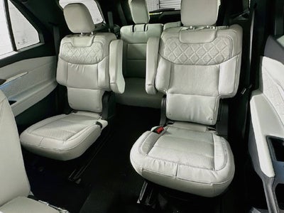 2027 Ford Explorer Platinum