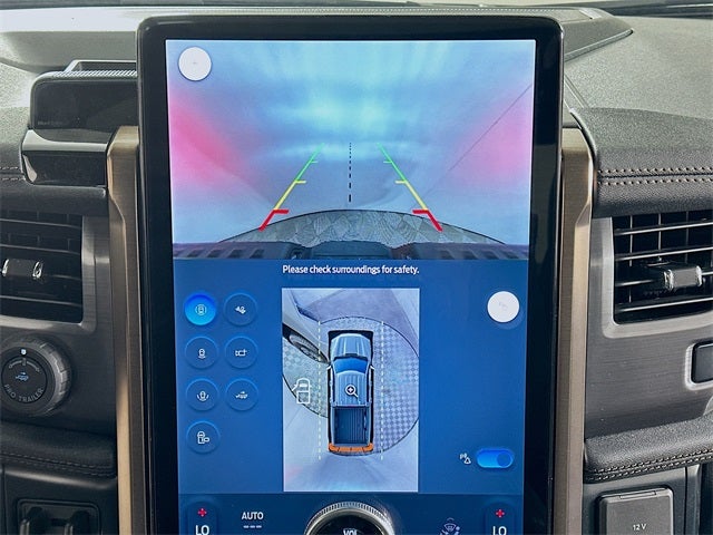 2025 Ford F-150 Lightning Lariat