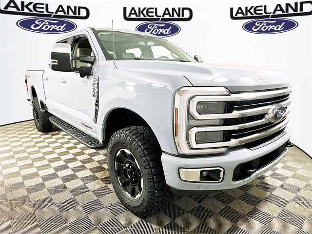 2025 Ford Super Duty F-250 SRW Platinum