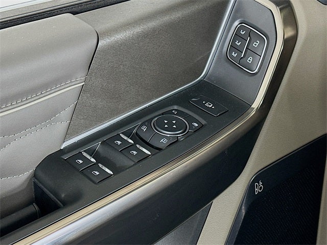 2025 Ford Super Duty F-250 SRW Platinum