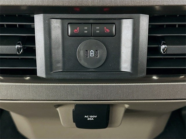 2025 Ford Super Duty F-250 SRW Platinum