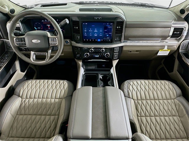 2025 Ford Super Duty F-250 SRW Platinum