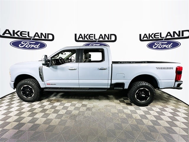 2025 Ford Super Duty F-250 SRW Platinum