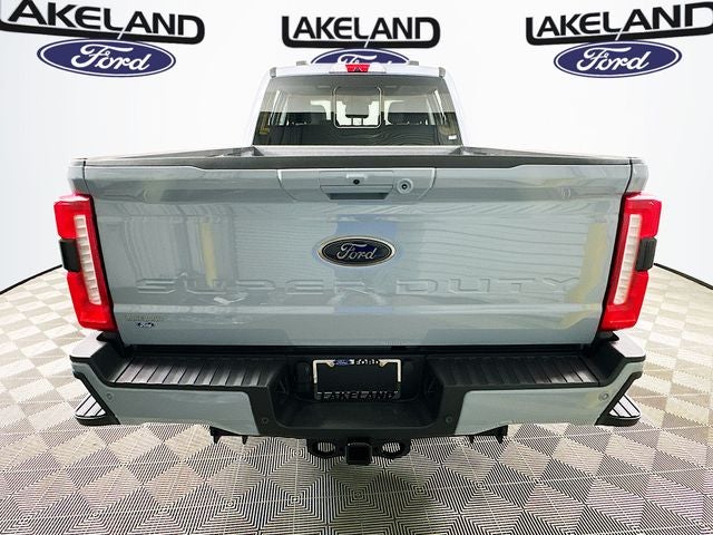 2026 Ford Super Duty F-350 SRW Lariat