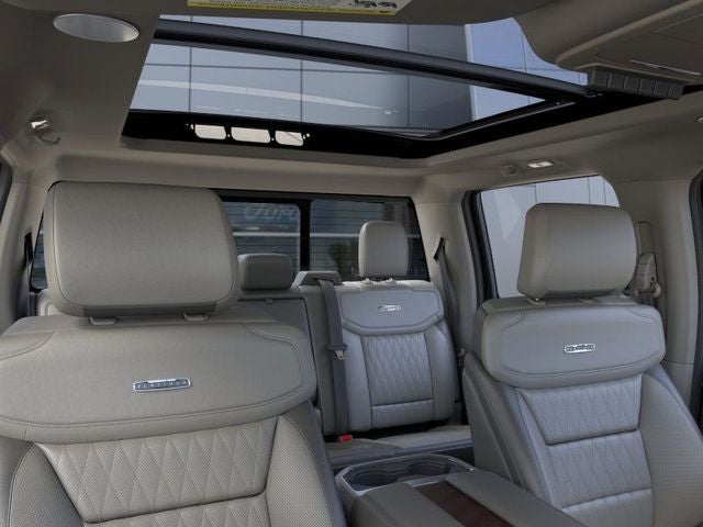 2026 Ford Super Duty F-350 SRW Platinum