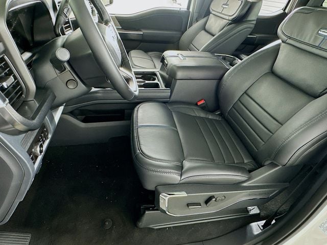 2026 Ford Super Duty F-350 SRW Platinum