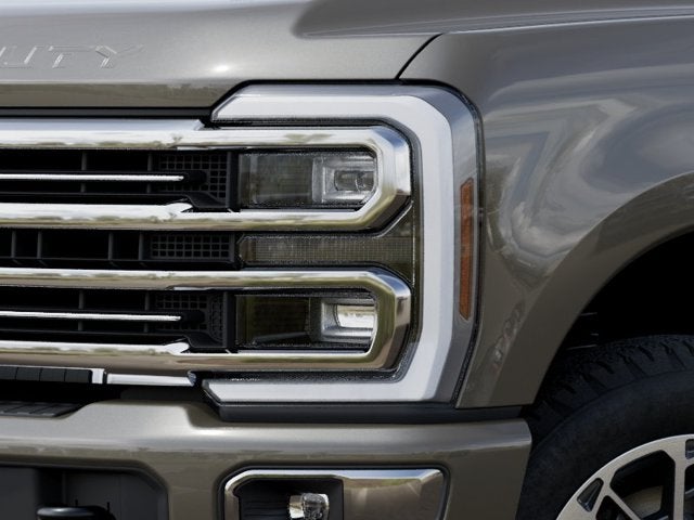 2027 Ford Super Duty F-350 SRW F-350® Platinum®