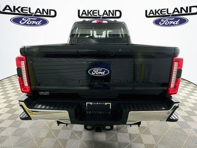 2027 Ford Super Duty F-350 SRW Lariat