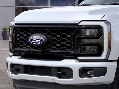 2027 Ford Super Duty F-350 SRW Lariat