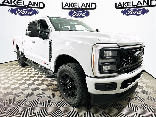 2026 Ford Super Duty F-350 SRW Lariat