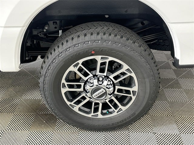 2026 Ford Super Duty F-350 SRW Platinum