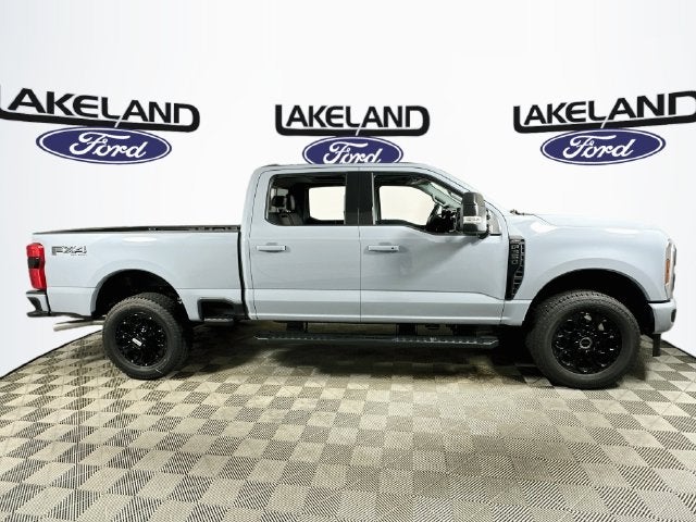 2027 Ford Super Duty F-350 SRW Lariat