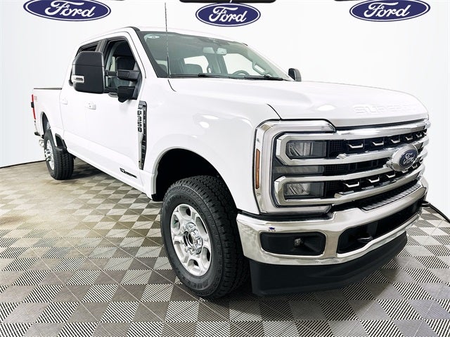 2026 Ford Super Duty F-350 SRW XLT