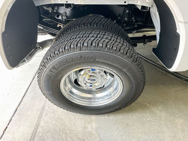 2026 Ford Super Duty F-350 DRW Platinum DRW