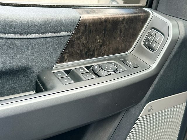 2026 Ford Super Duty F-350 DRW Lariat DRW