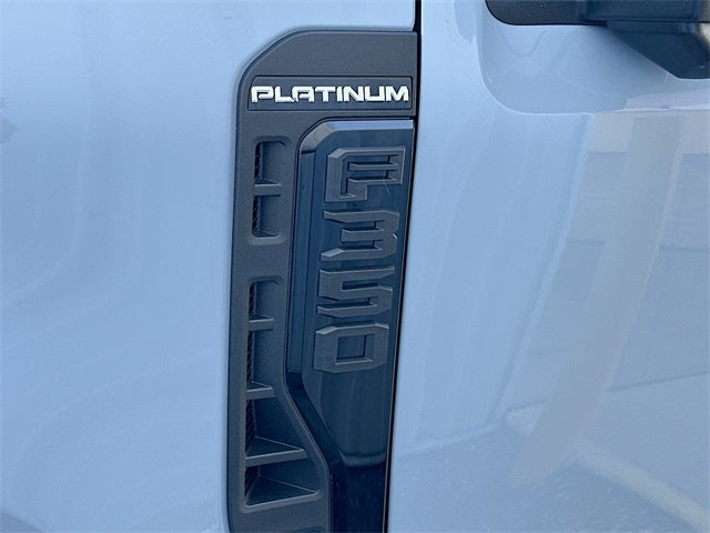 2026 Ford Super Duty F-350 DRW Platinum