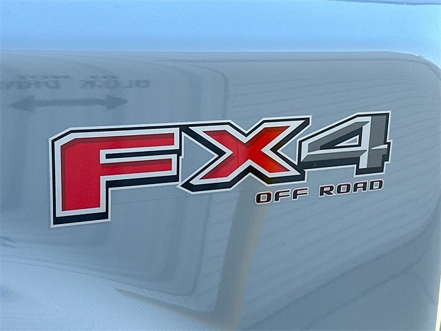 2026 Ford Super Duty F-350 DRW Platinum