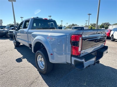 2026 Ford Super Duty F-350 DRW Platinum