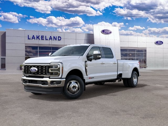 2027 Ford Super Duty F-350 DRW King Ranch DRW