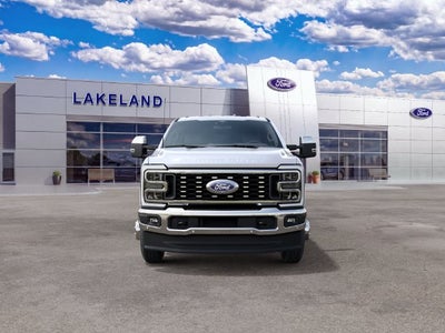 2027 Ford Super Duty F-350 DRW King Ranch DRW