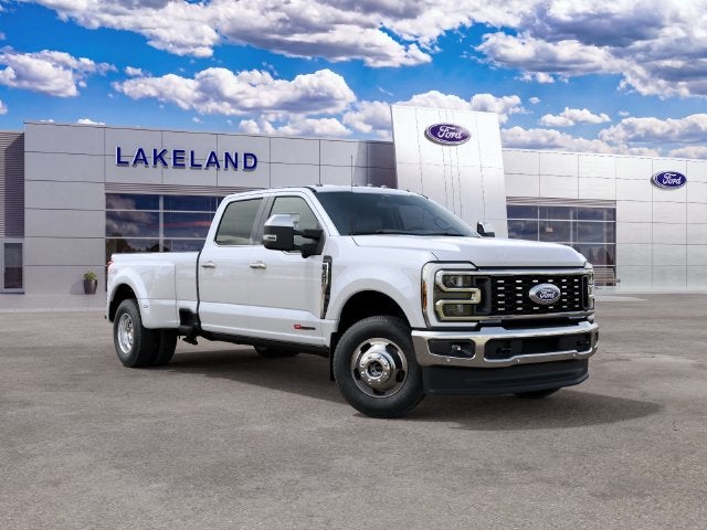 2027 Ford Super Duty F-350 DRW King Ranch DRW