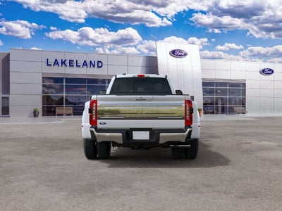 2027 Ford Super Duty F-350 DRW King Ranch DRW