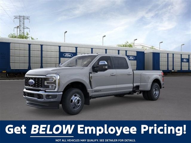 2026 Ford Super Duty F-350 DRW Lariat DRW