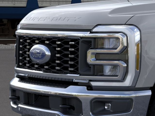 2026 Ford Super Duty F-350 DRW Lariat DRW