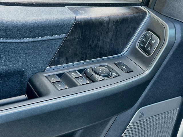 2026 Ford Super Duty F-350 DRW Lariat DRW