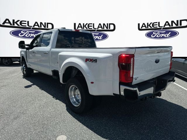 2026 Ford Super Duty F-350 DRW Lariat DRW