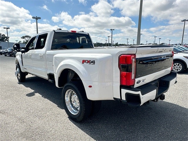 2026 Ford Super Duty F-450 DRW Platinum