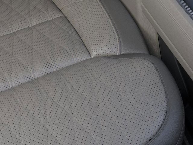 2026 Ford Super Duty F-450 DRW Platinum DRW